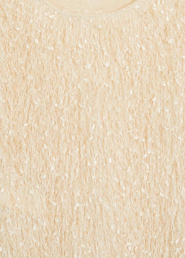 Frayed edges top