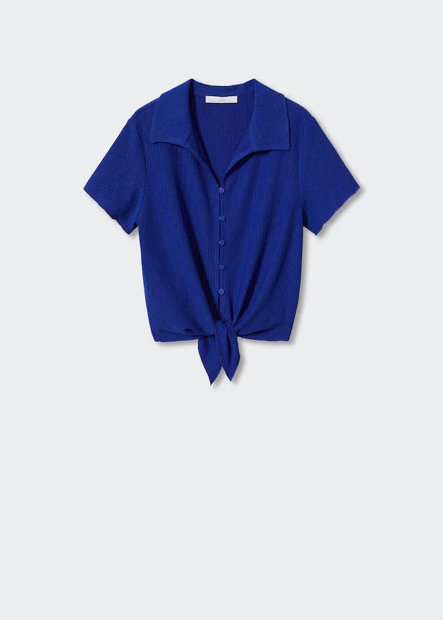 Cropped shirt with knot