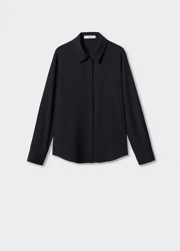 Buttoned flowy shirt