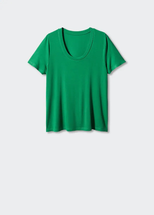 Low neck t-shirt