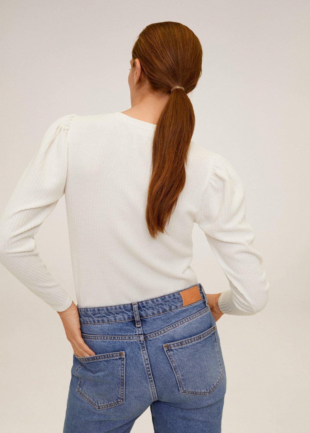 Puffed sleeves T-shirt