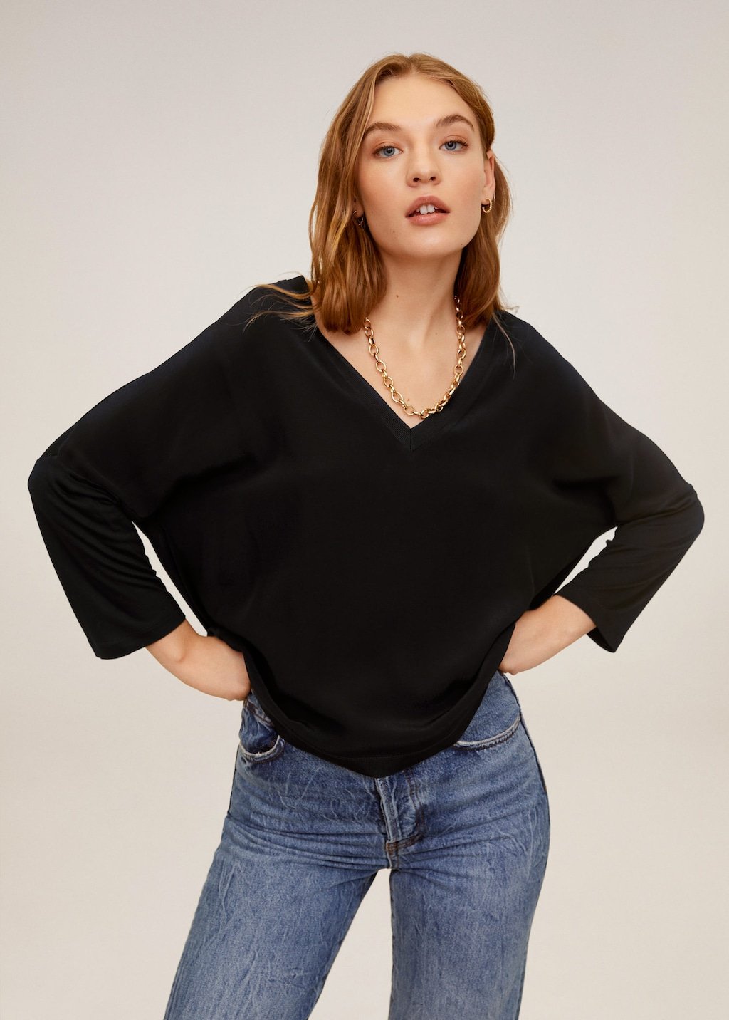 V-neck T-shirt
