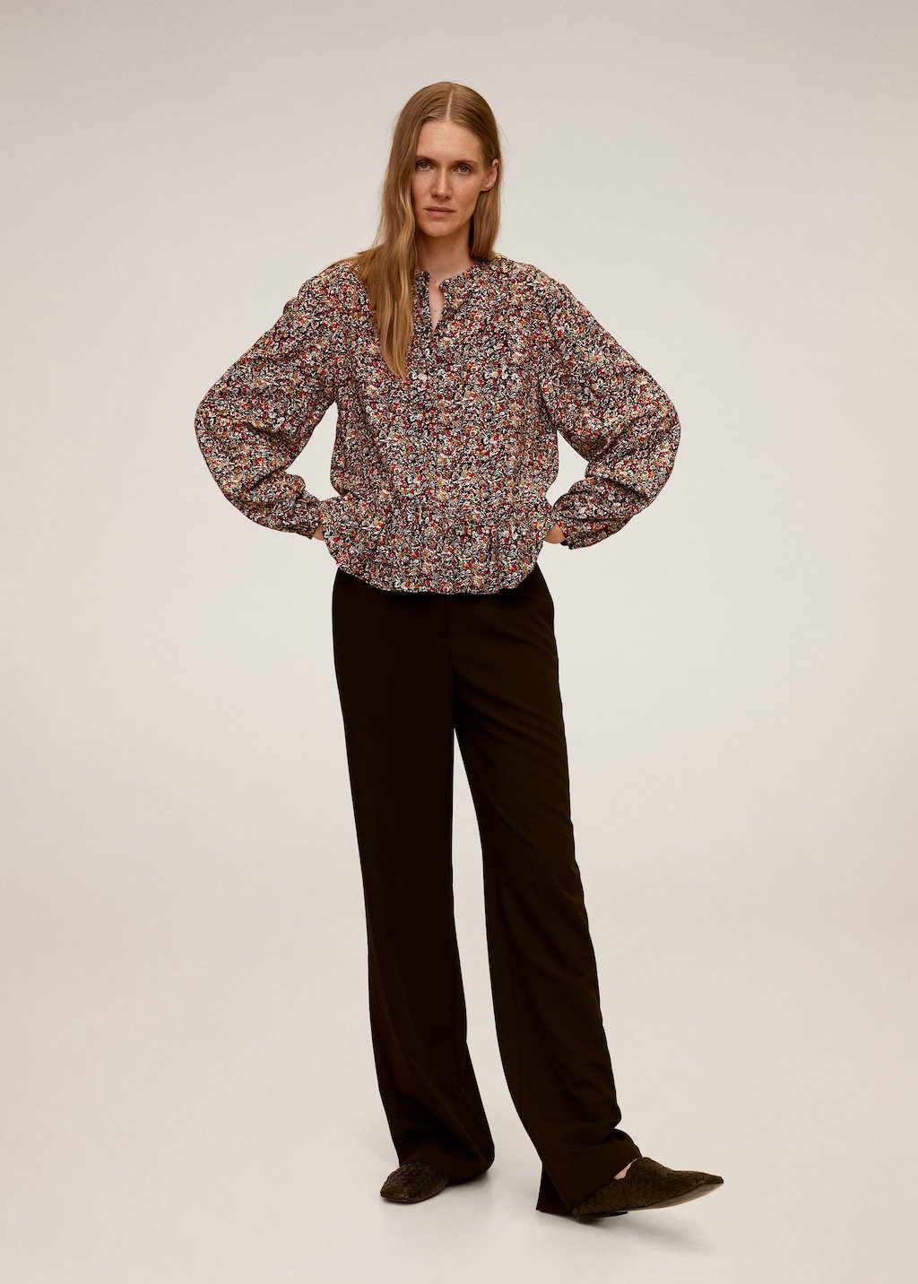 Floral print blouse