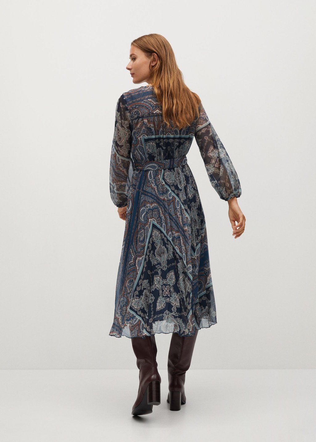 Flowy printed dress