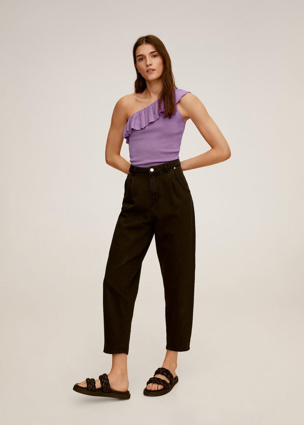 Asymmetric flounces top