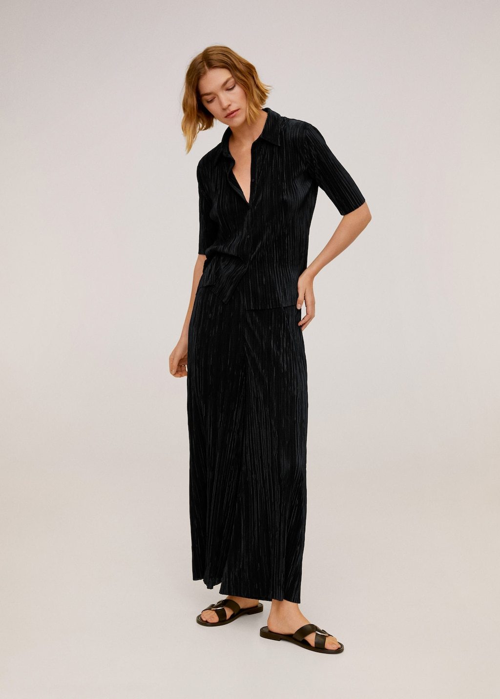 Pleated shirt