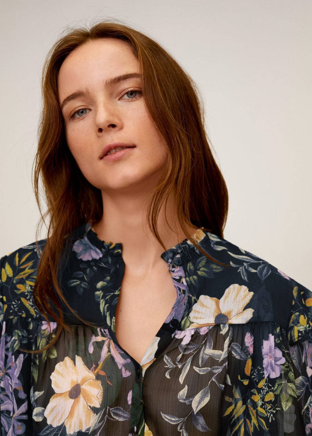 Floral-print flowy blouse
