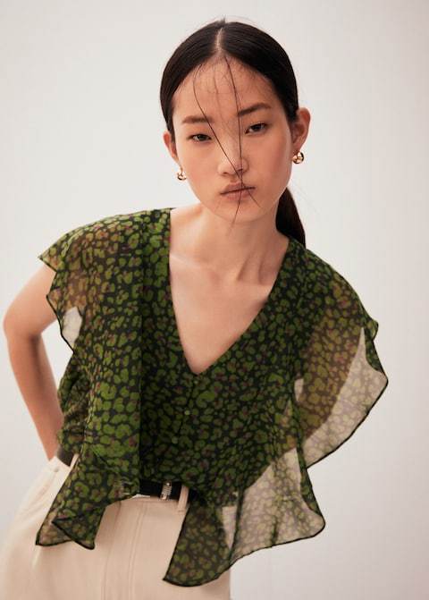 Flowy printed blouse
