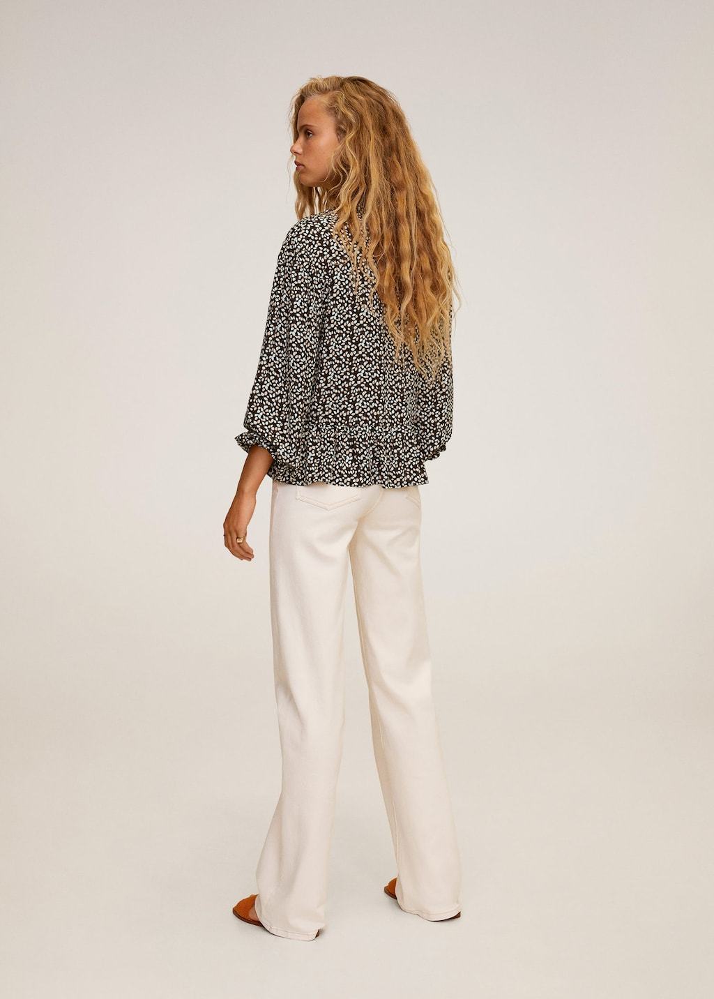 Floral print blouse