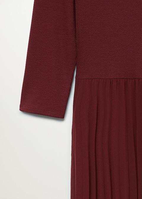 Pleated skirt dress