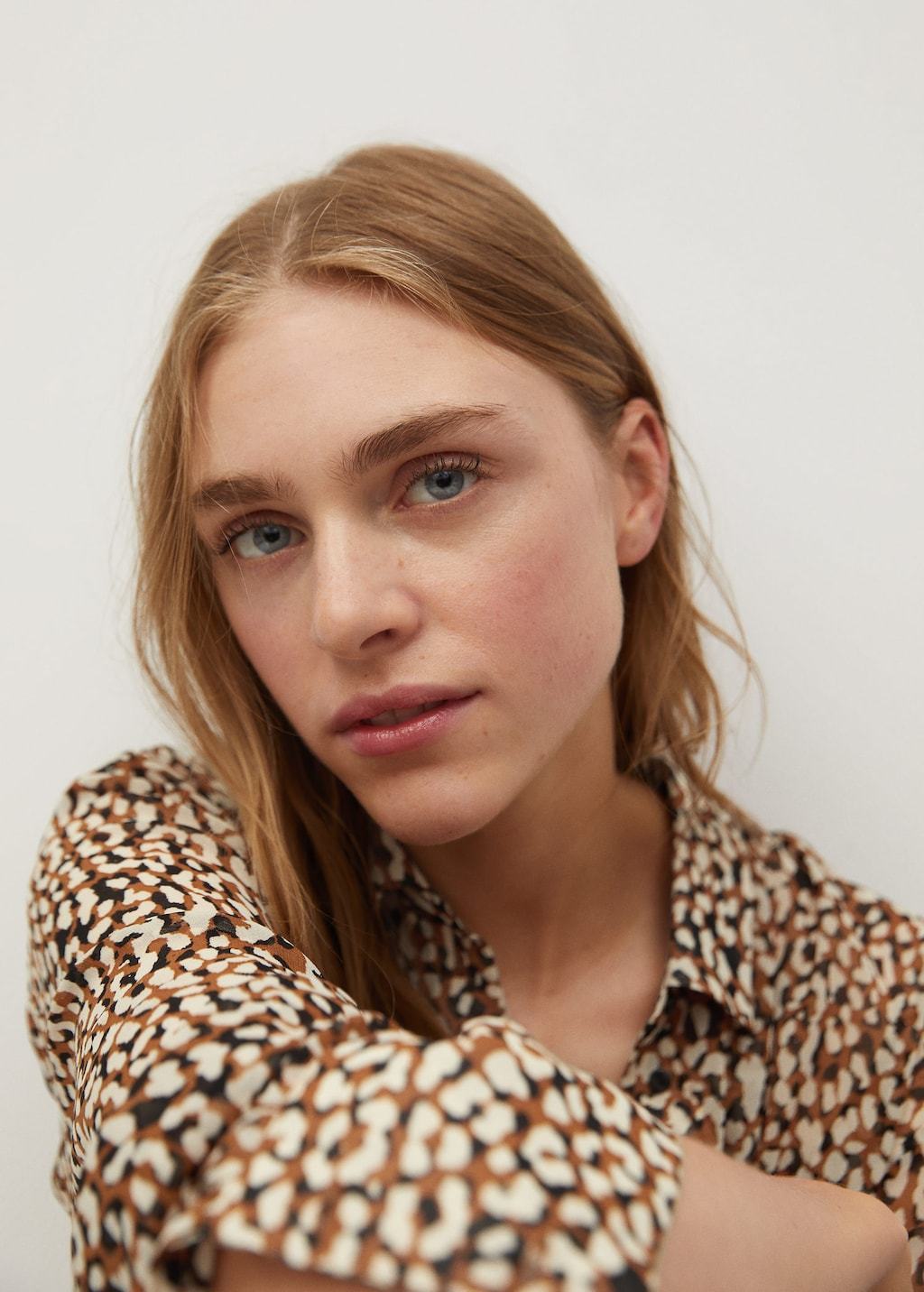 Printed flowy shirt