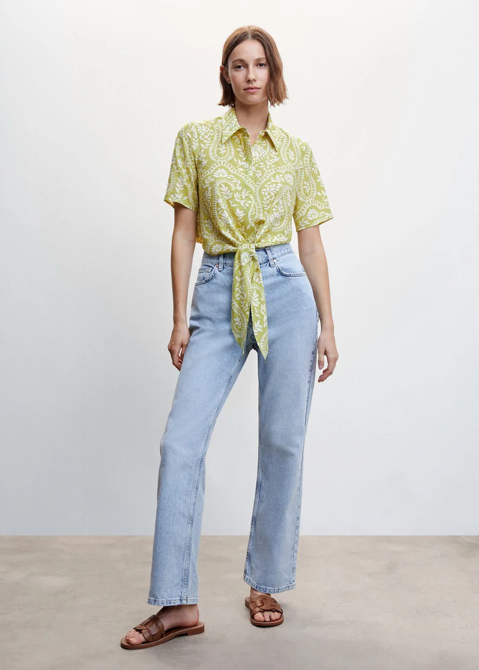 Knot printed shirt