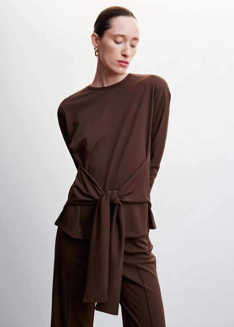 Knotted top