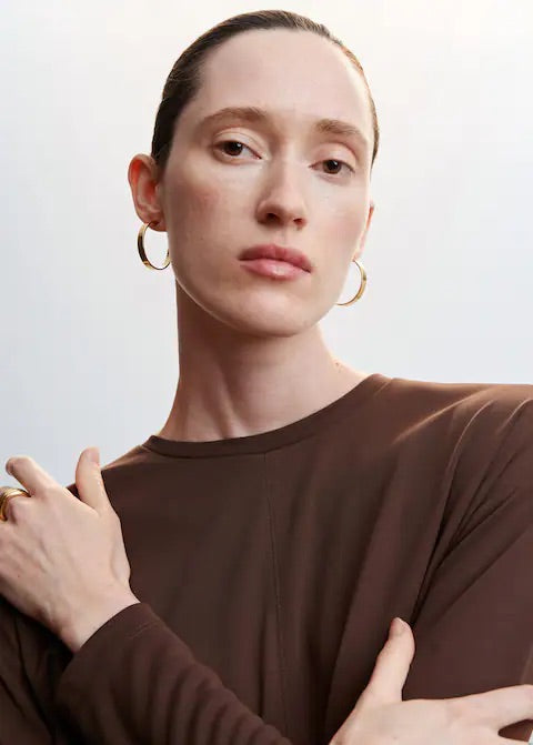 Knotted top