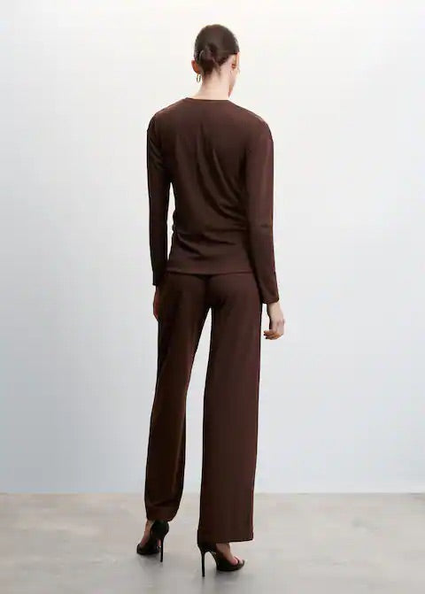 Knotted top