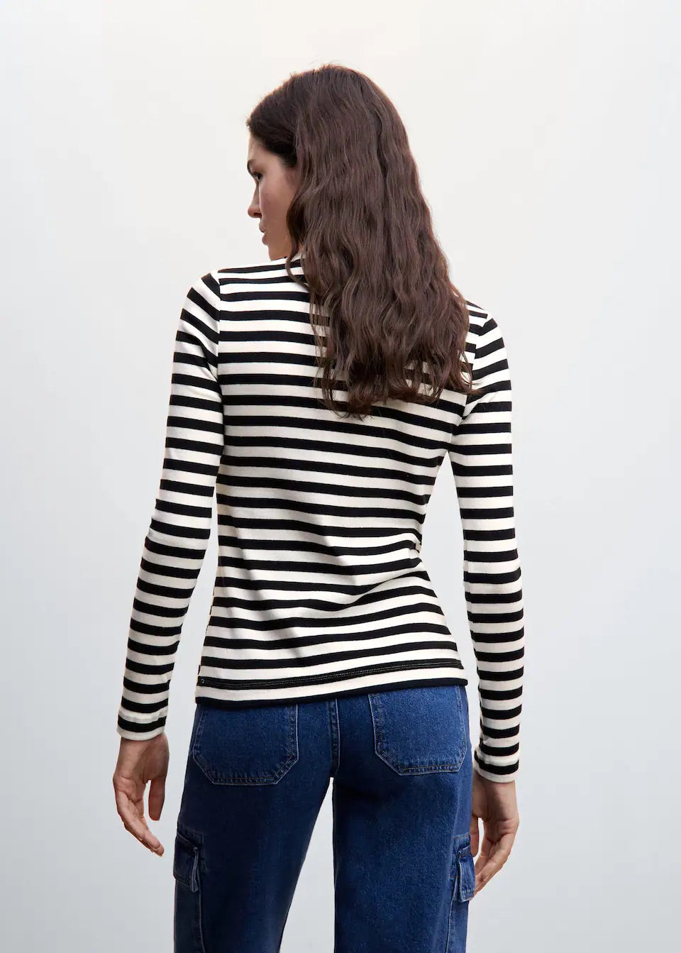 Rounded neck cotton t-shirt