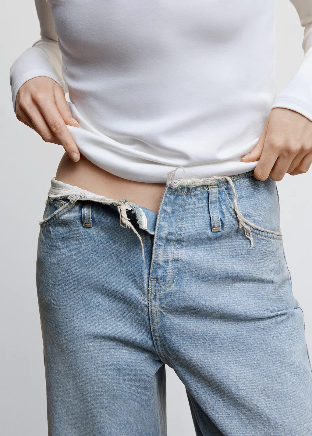 Wideleg mid-rise jeans