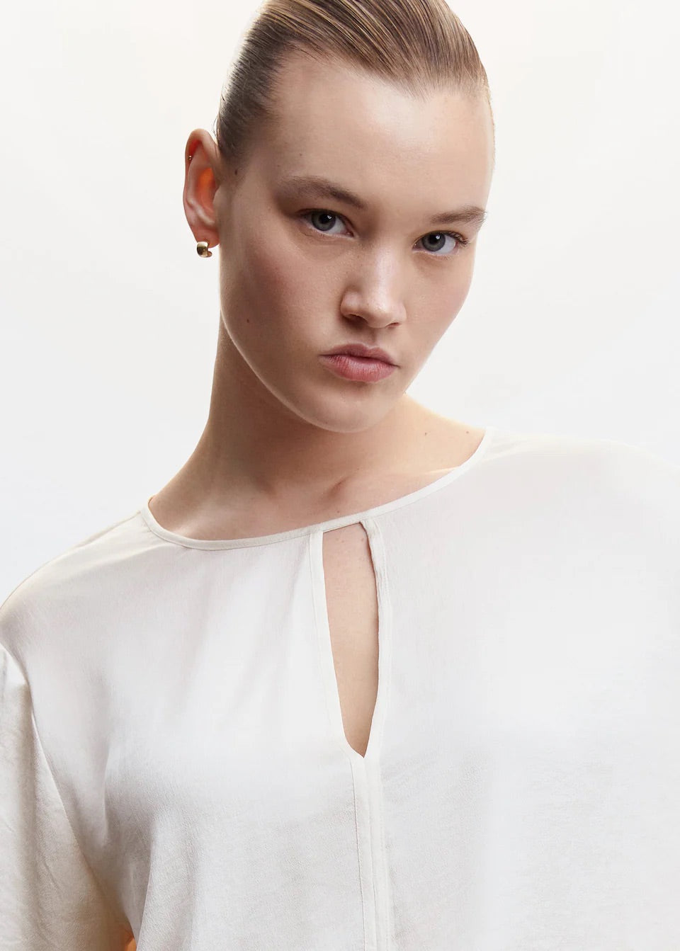 Satin blouse with slit