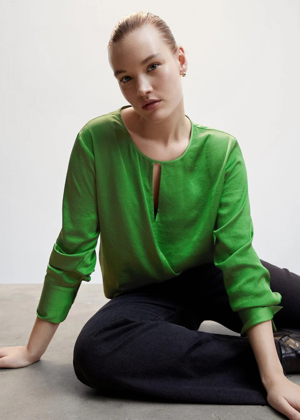 Satin blouse with slit