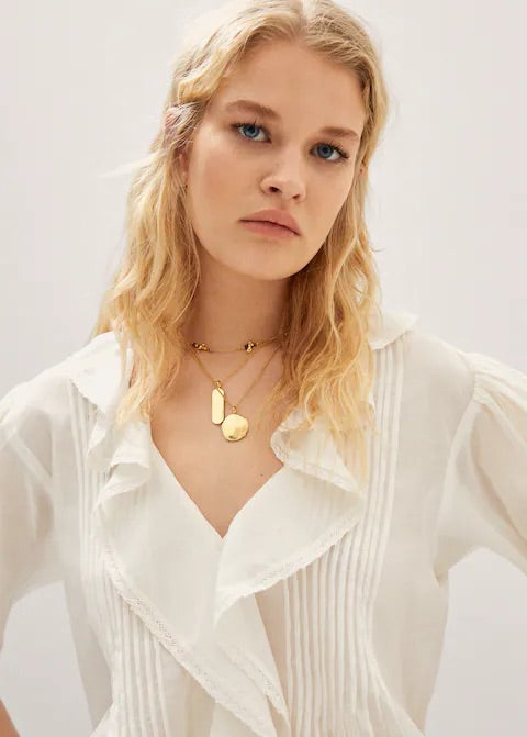 Ruffled puff sleeves blouse