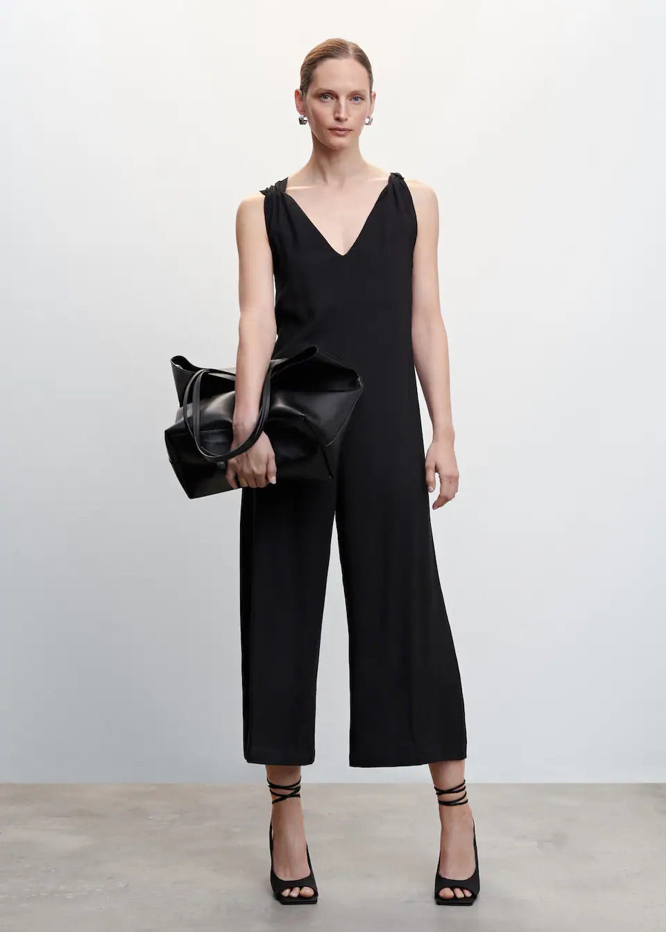 Wrap-back short jumpsuit