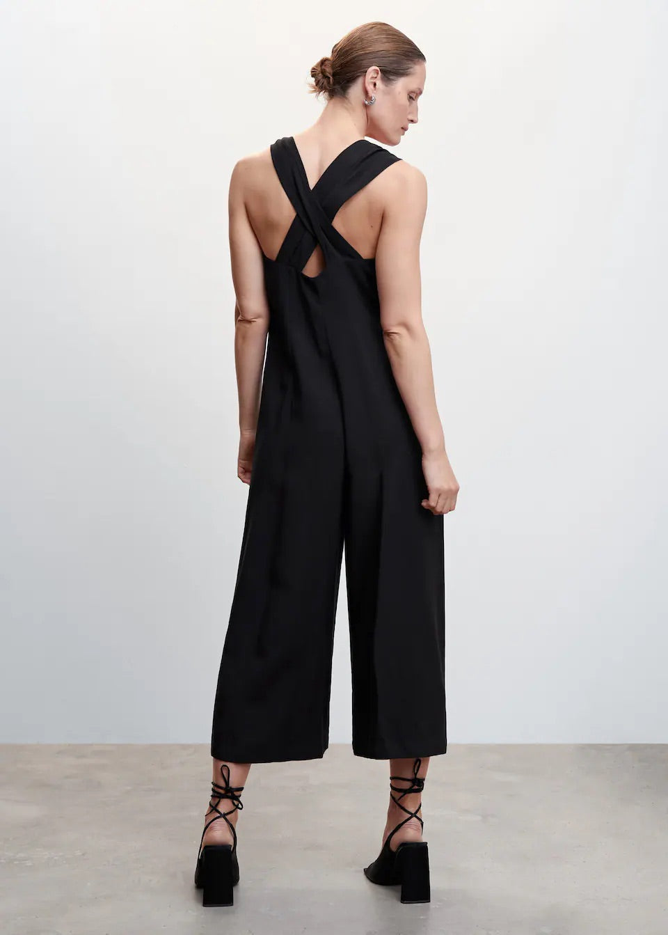 Wrap-back short jumpsuit