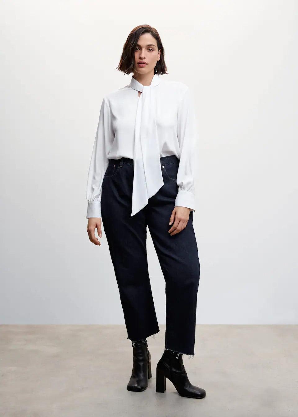 Lace flowy blouse