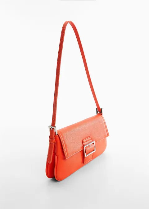 Shoulder bag with buckle