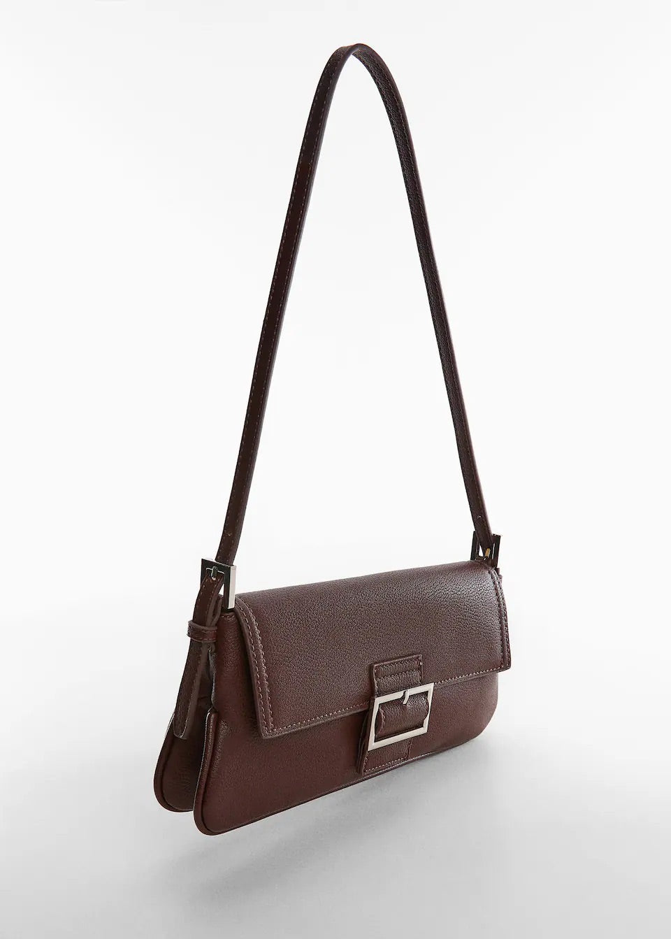 Shoulder bag with buckle