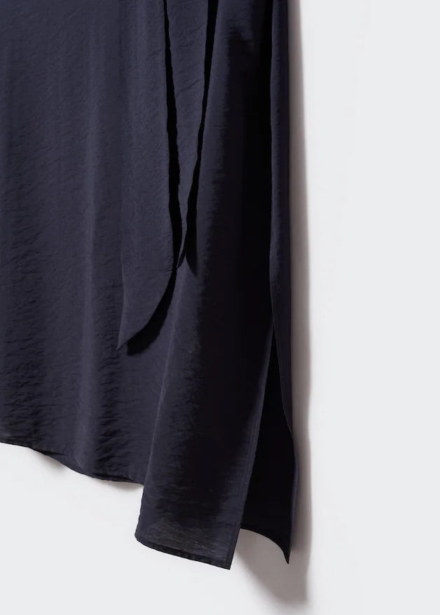 Knot detail shirt dress