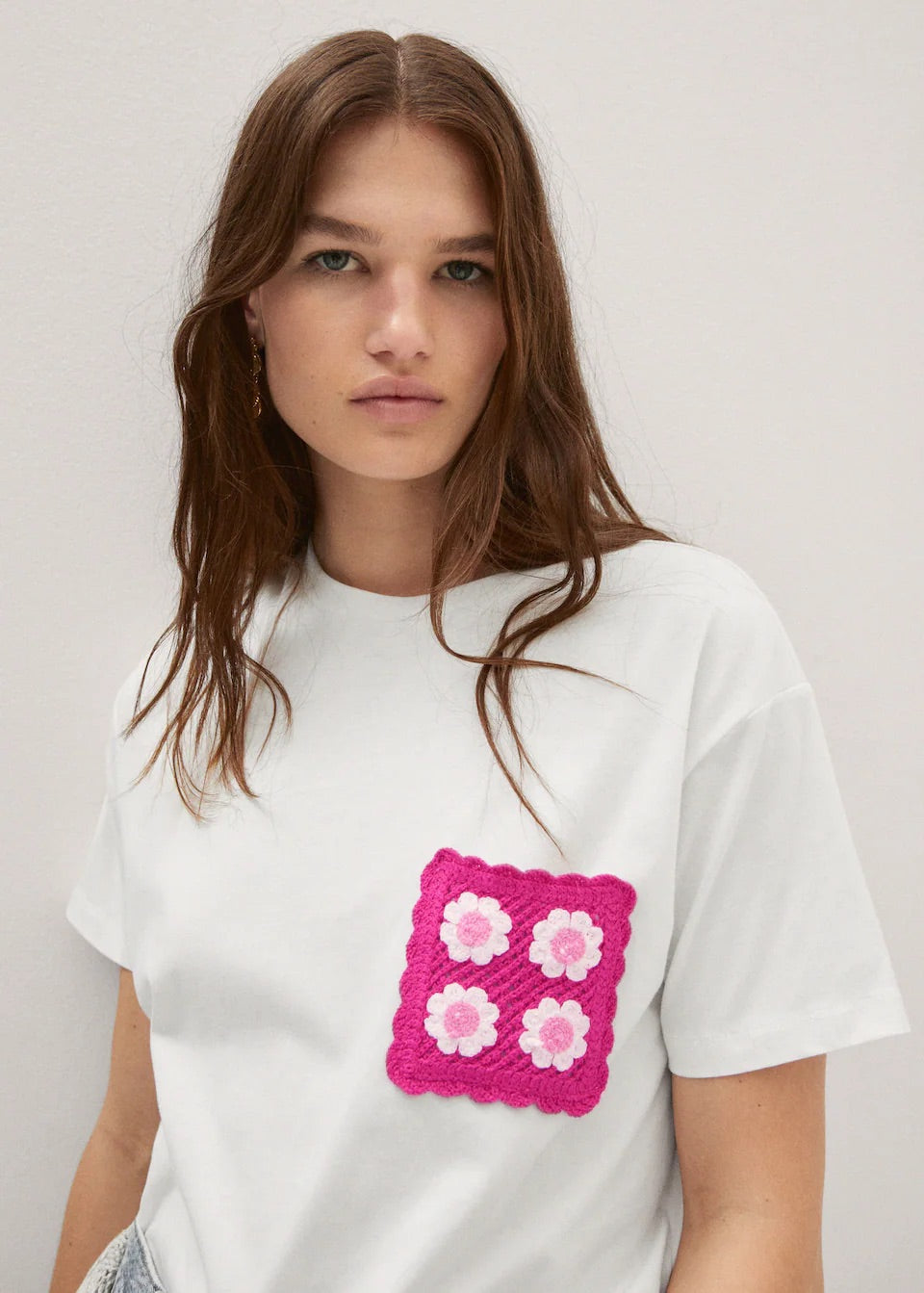 Crochet t-shirt with pocket