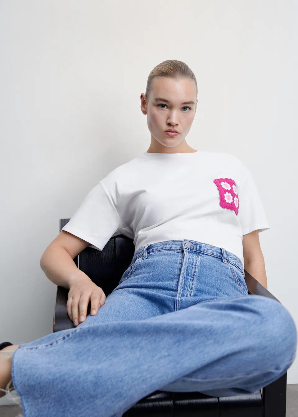 Crochet t-shirt with pocket