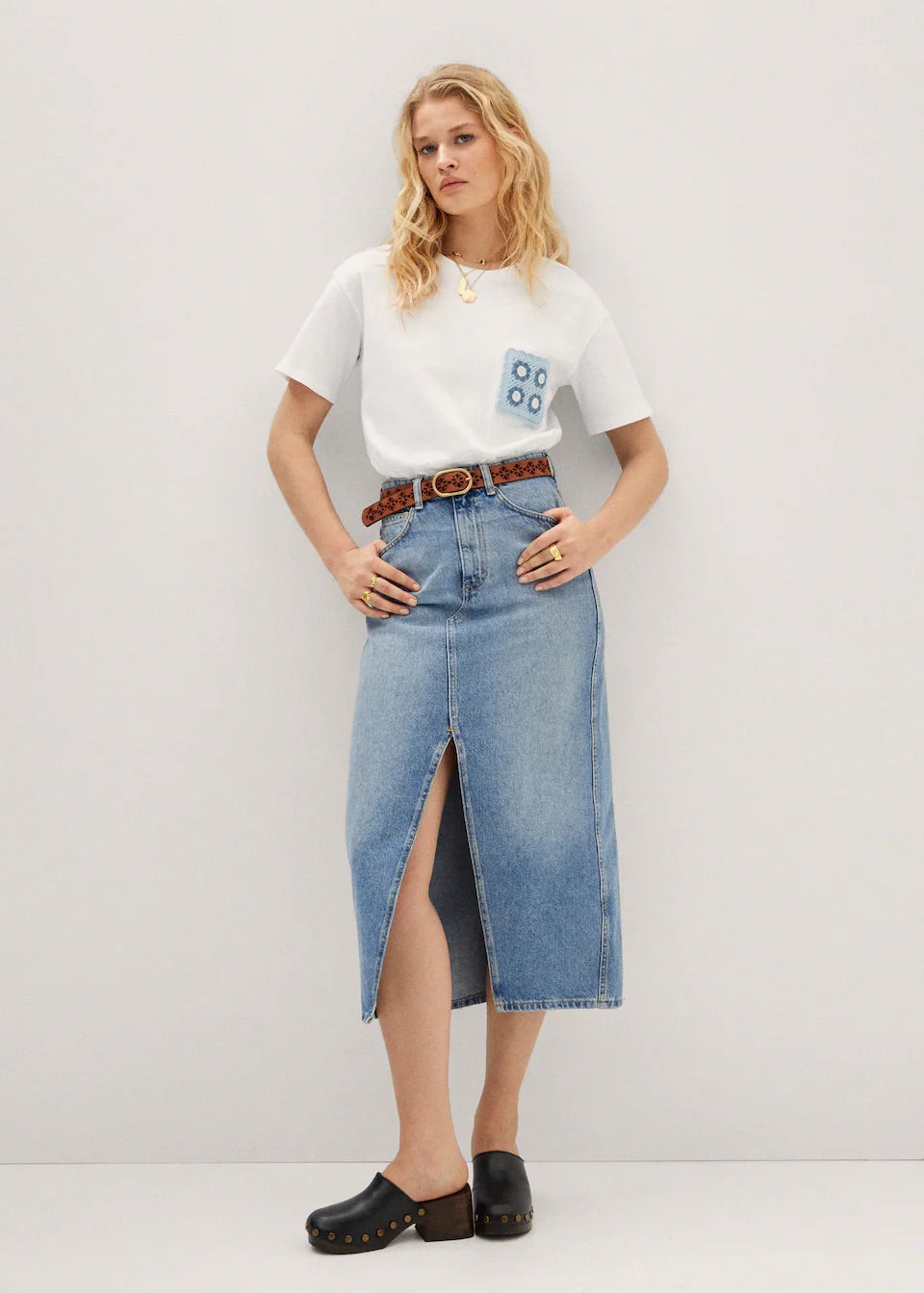 Crochet t-shirt with pocket