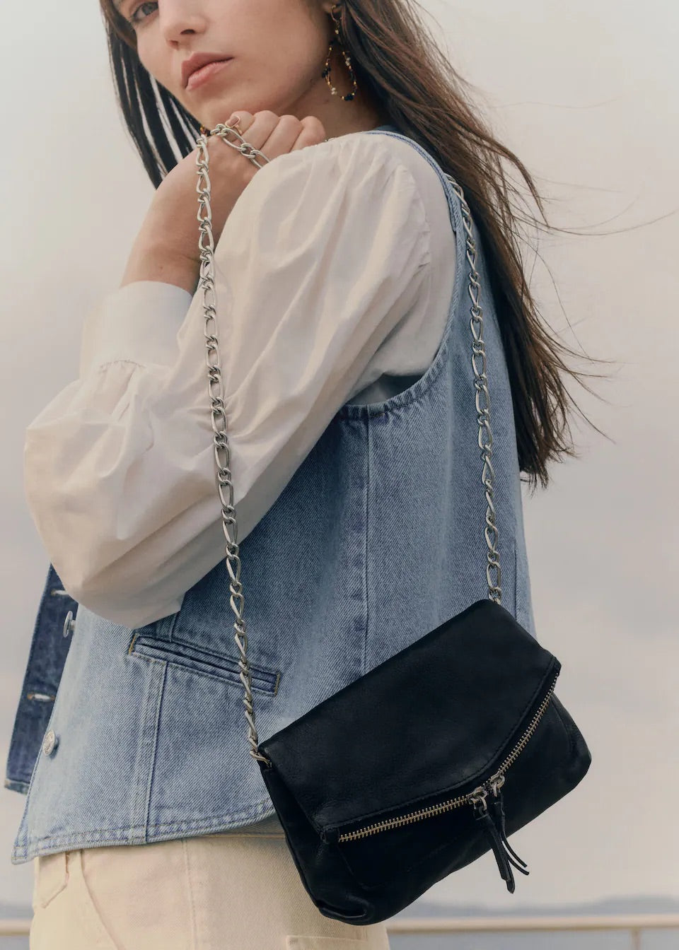 Chain leather bag
