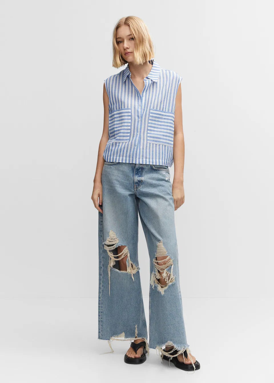 Sleeveless printed shirt