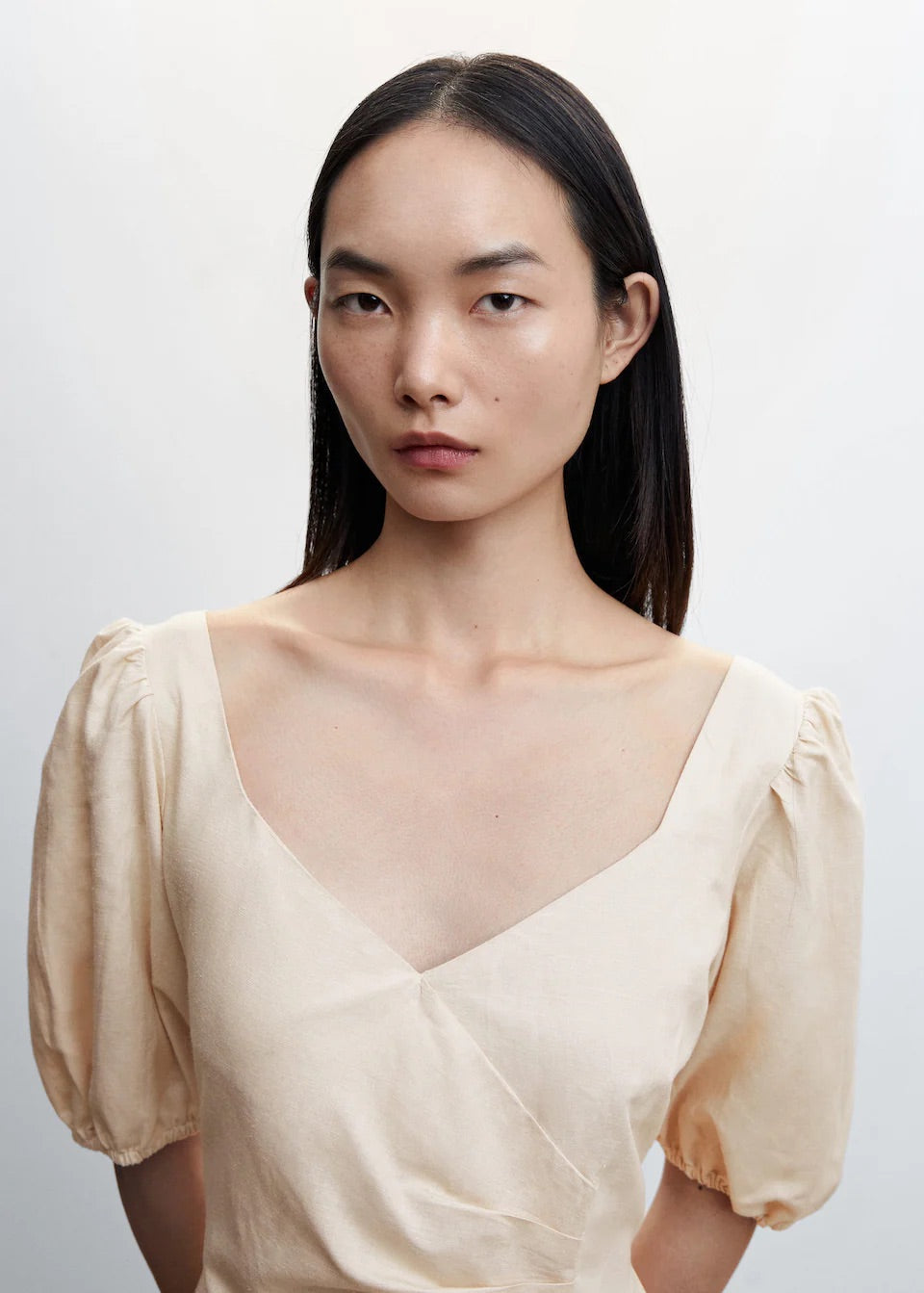 Jumpsuit with puffed sleeves