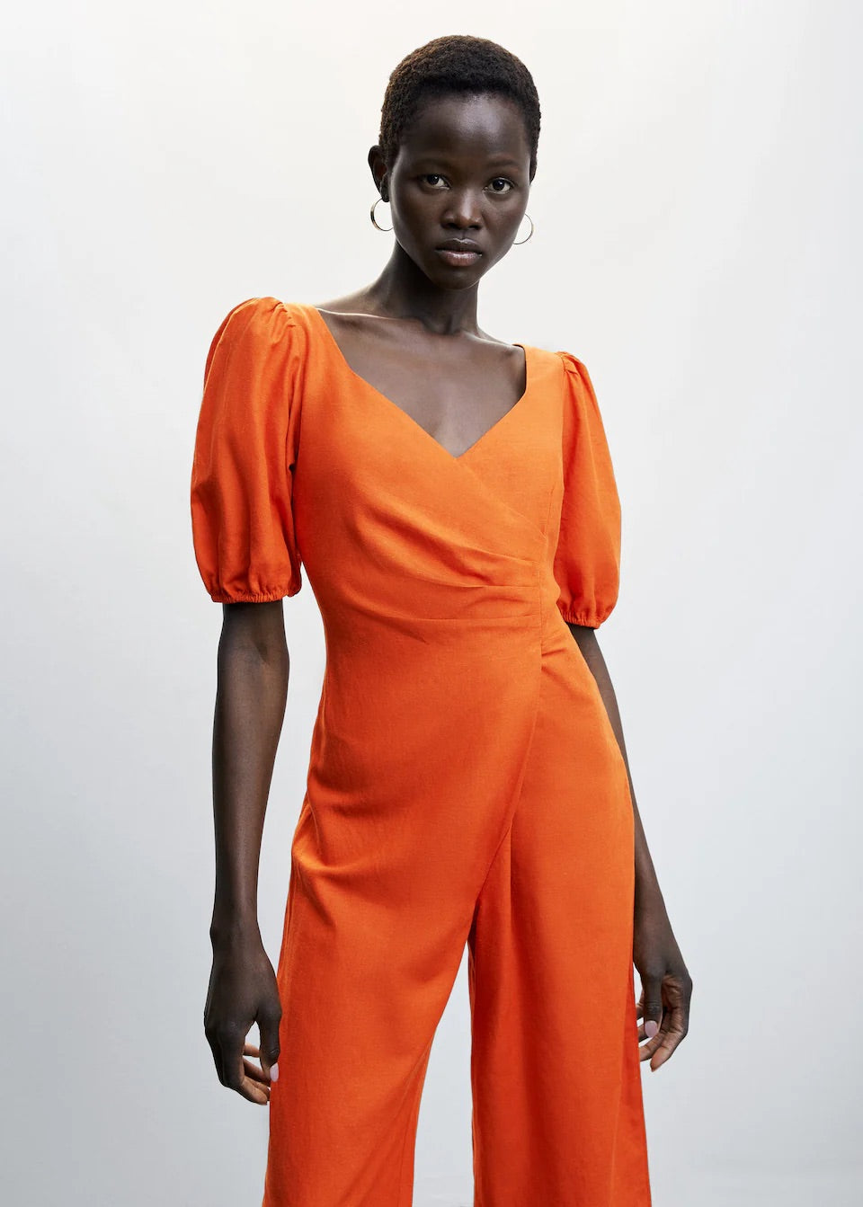 Jumpsuit with puffed sleeves