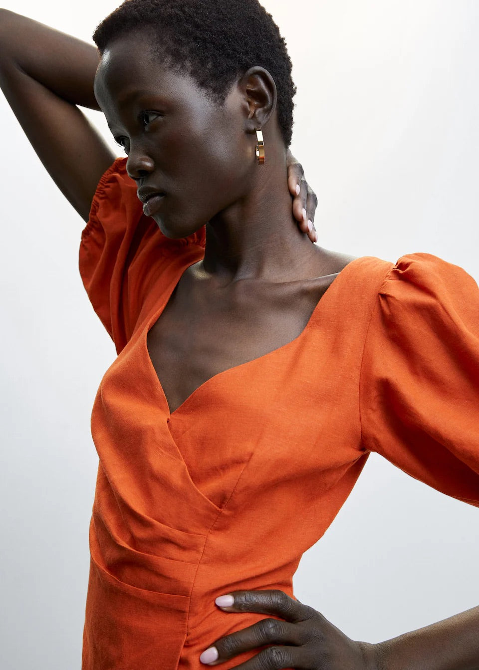 Jumpsuit with puffed sleeves