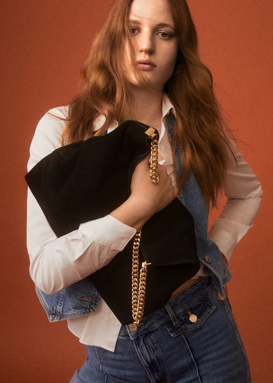 Chain leather bag