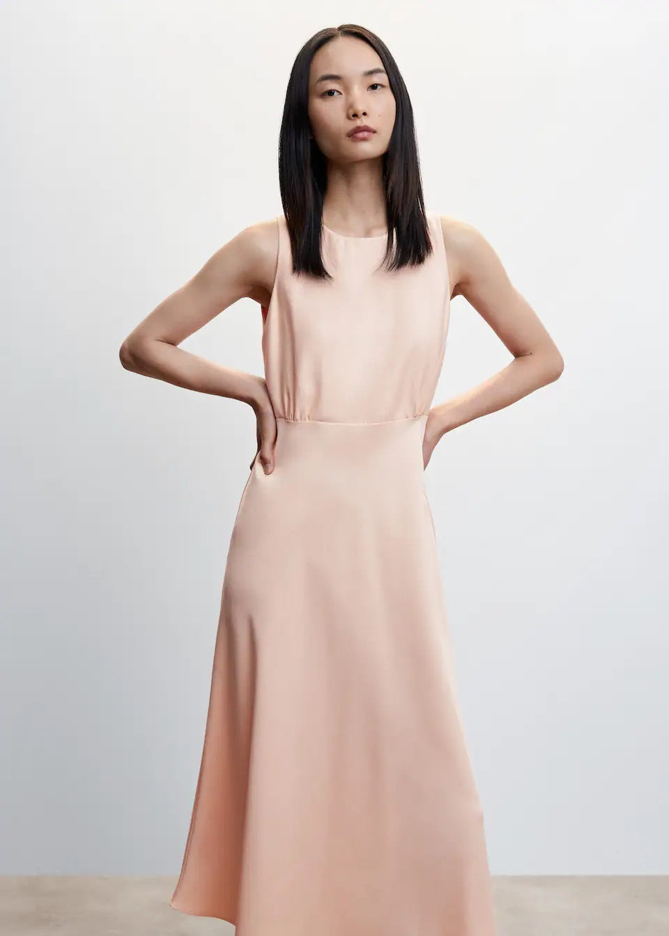 Flowy midi dress