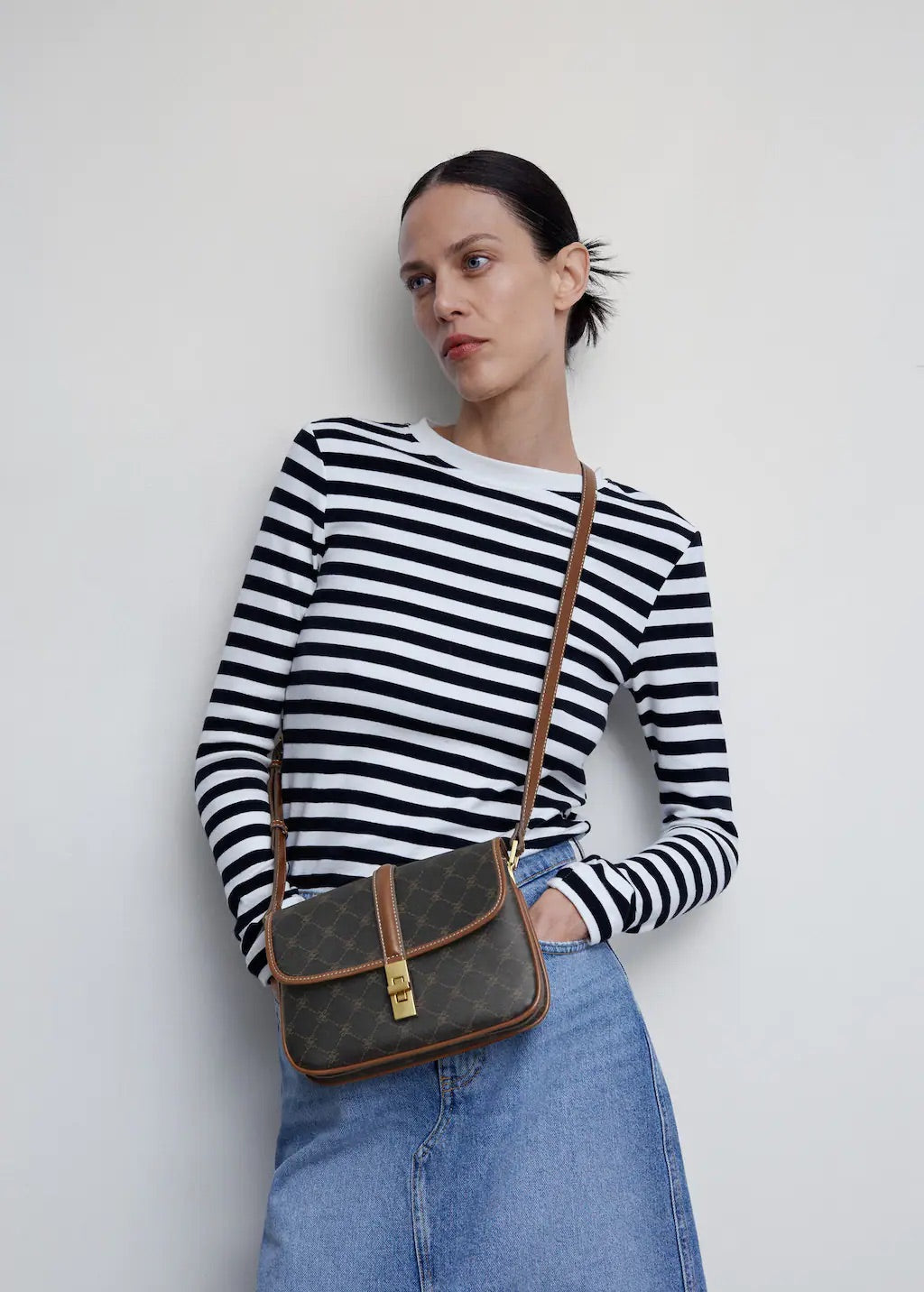 Logo printed crossbody bag