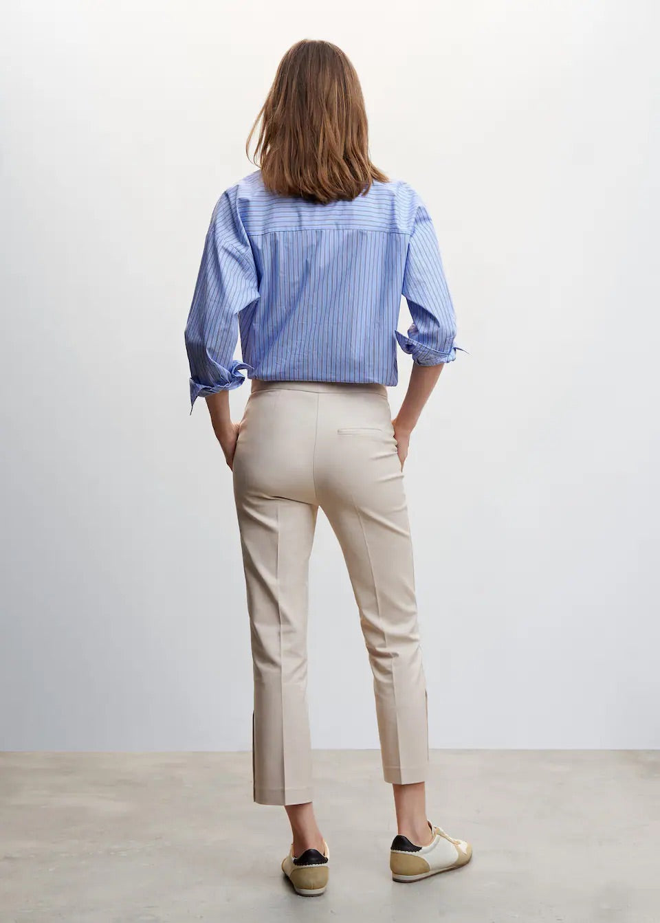Buttons straight-fit trousers