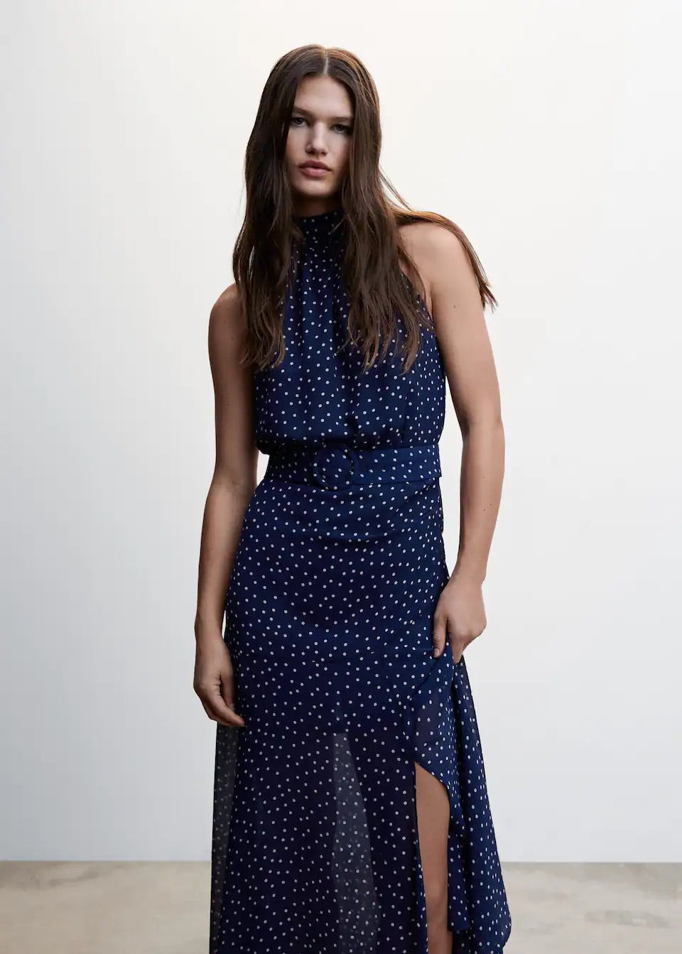 Halter-neck taupe dress