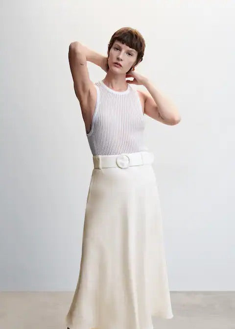 Linen skirt with belt