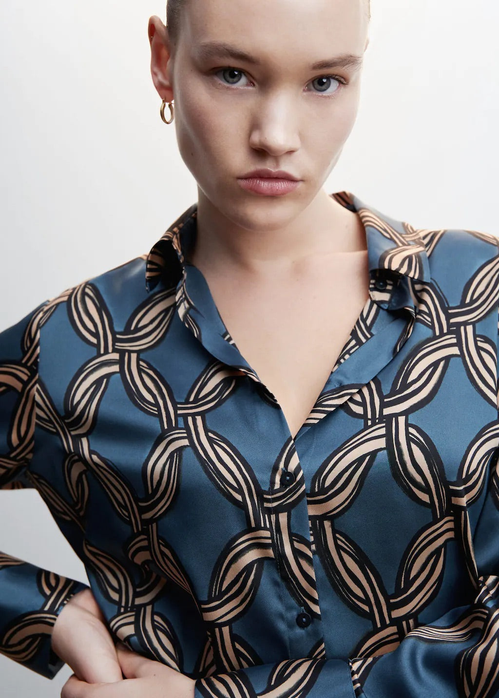 Geometric-print blouse