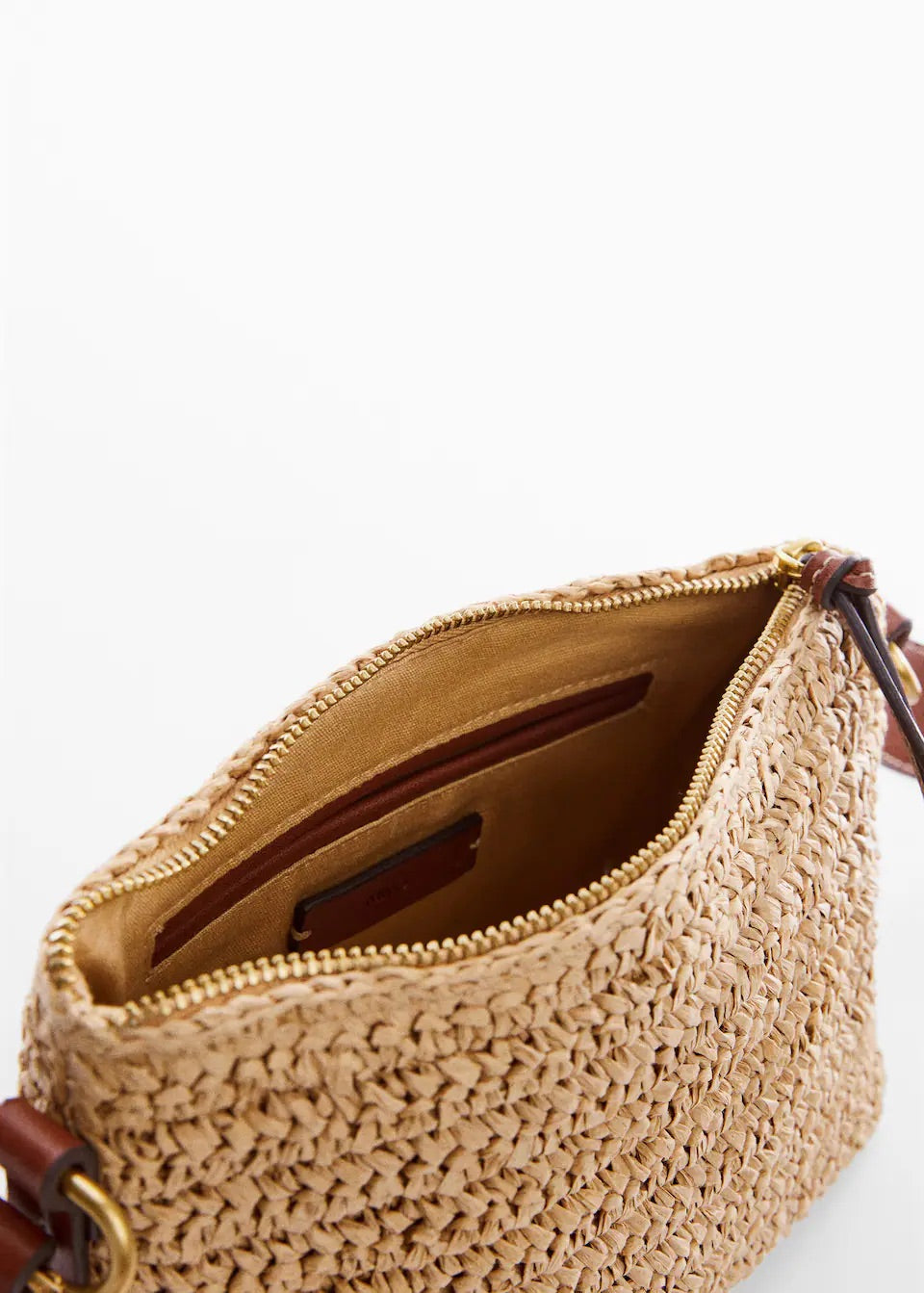Natural fibre shoulder bag