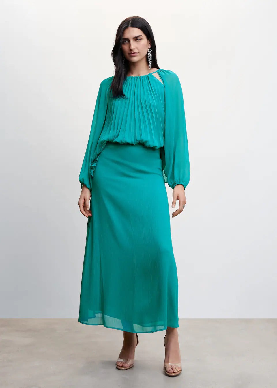 Flowy long skirt