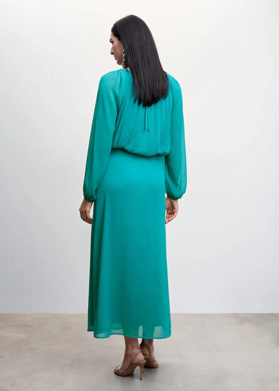 Flowy long skirt