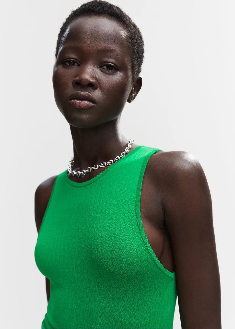 Ribbed knitted dress with zip