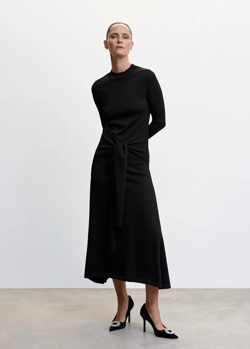 Bow knitted dress